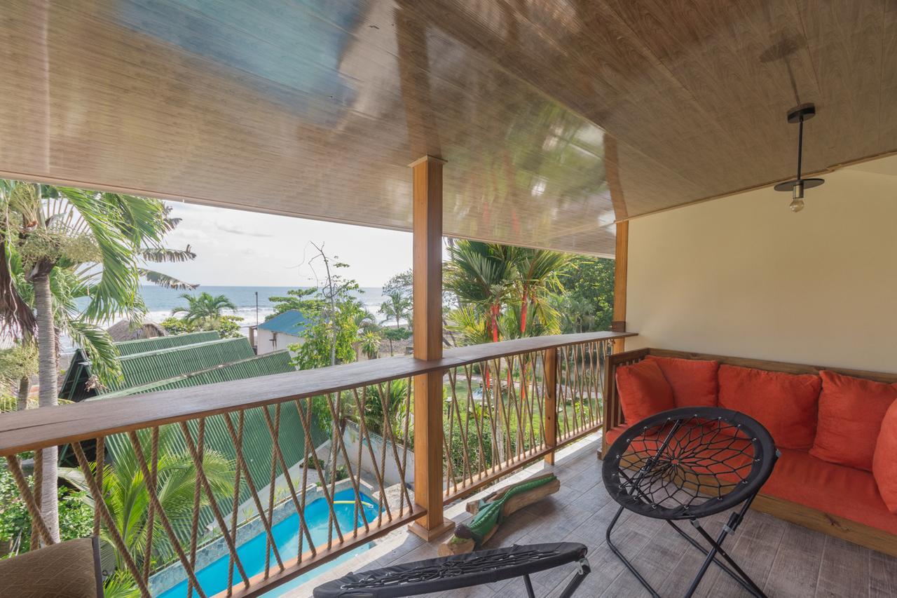 Hotel Las Olas プンタレナス エクステリア 写真